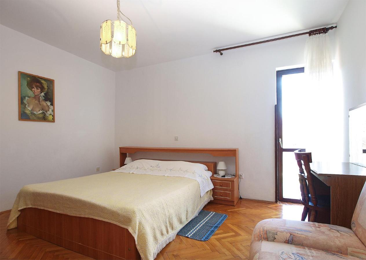 Apartments Evelina 1057 Pjescana Uvala Exterior foto